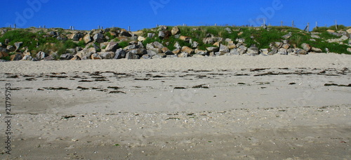 dune de cailloux,pour la protection de l'environnement photo