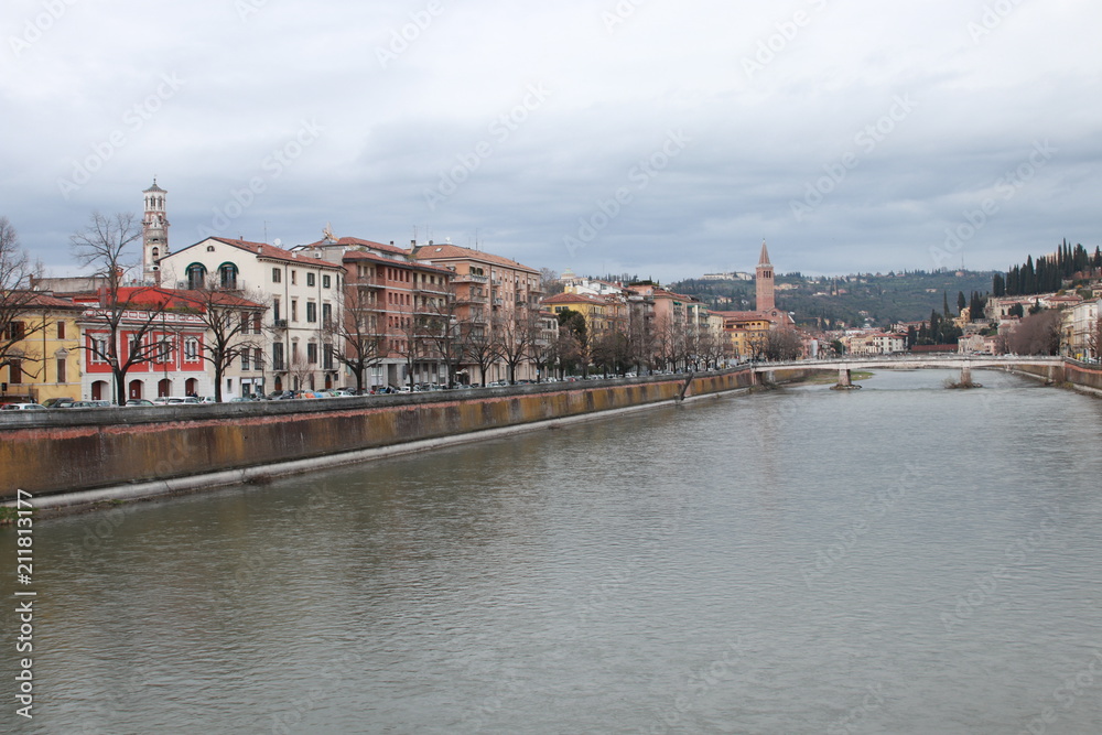 Verona e nuvole
