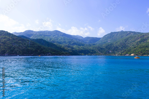 The marina and beach in Haiti © Solarisys