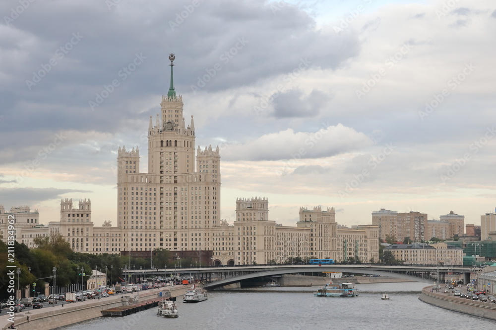 Panorama of Moskvoretskaya embankment overlooking a skyscraper on Kotelnicheskaya embankmen