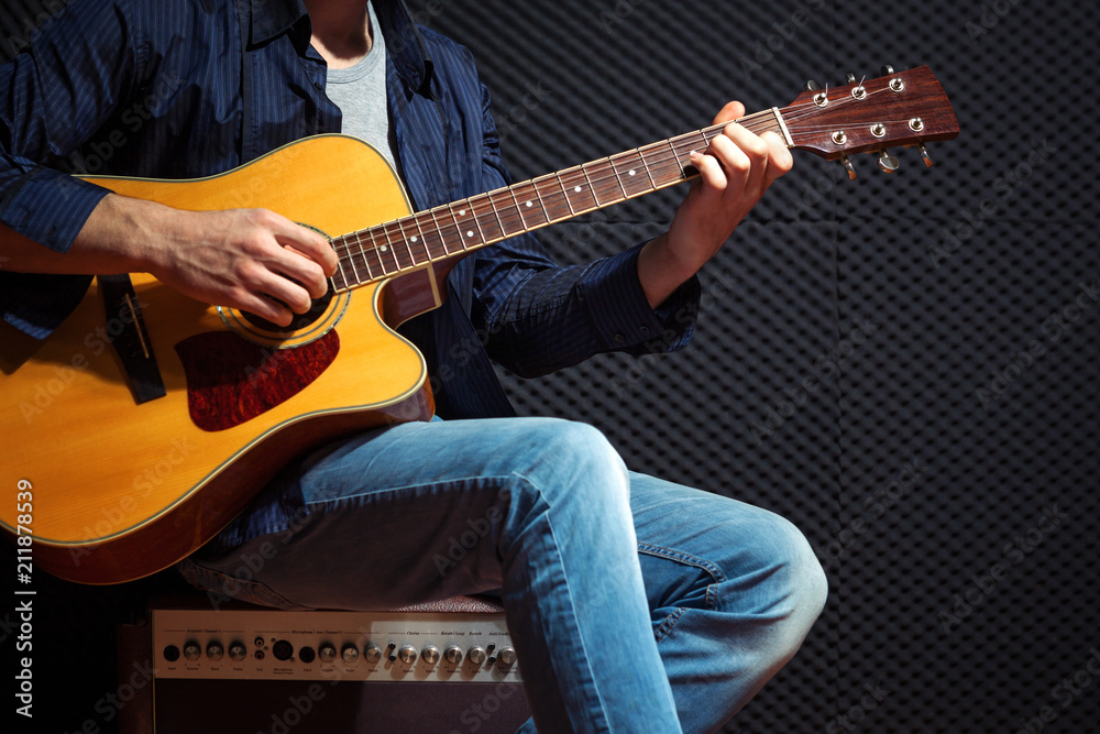 Obraz premium Rock guitarist practicing.