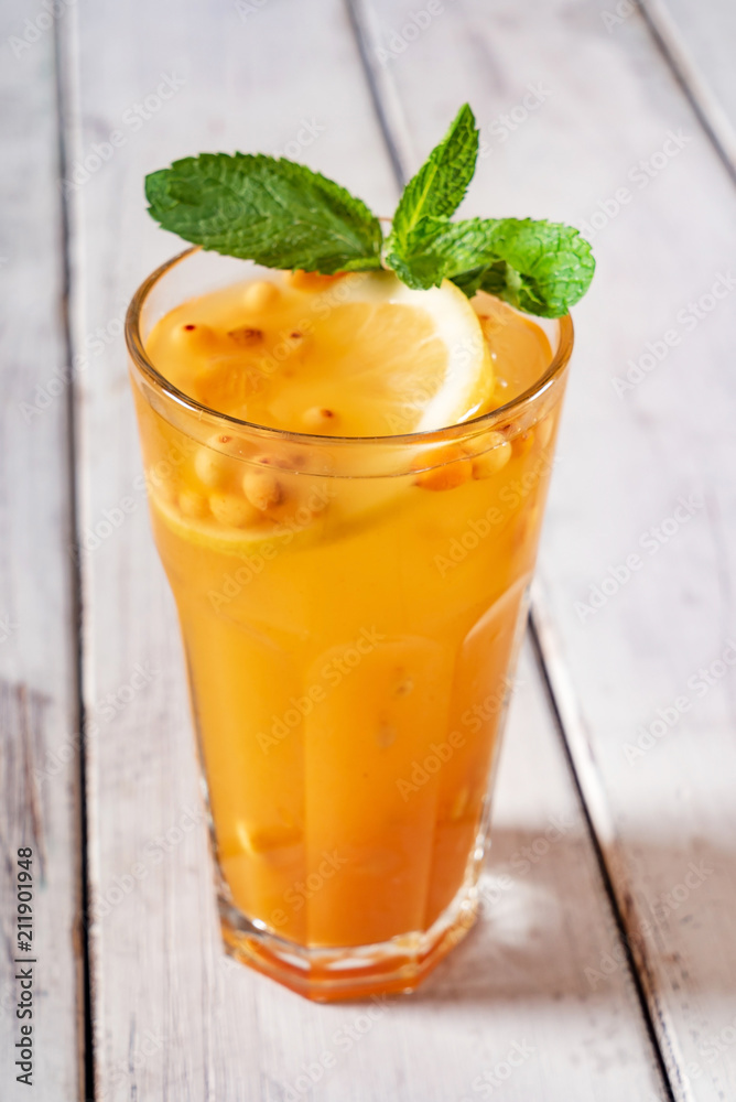 summer lemonades with berries summer lemonades with berries