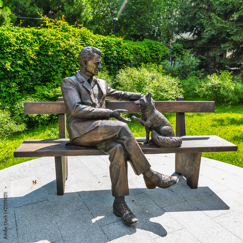 Monument to academician Dmitry Belyaev. Novosibirsk, Russia