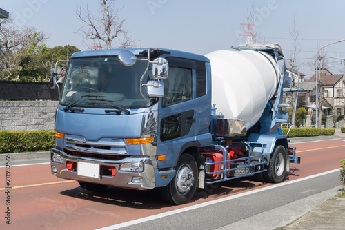 ミキサー車