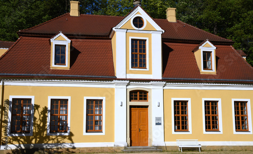 Einer der vier Pavillons im Schlosspark von Schloss Neschwitz photo