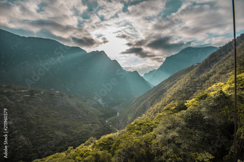 Grutas