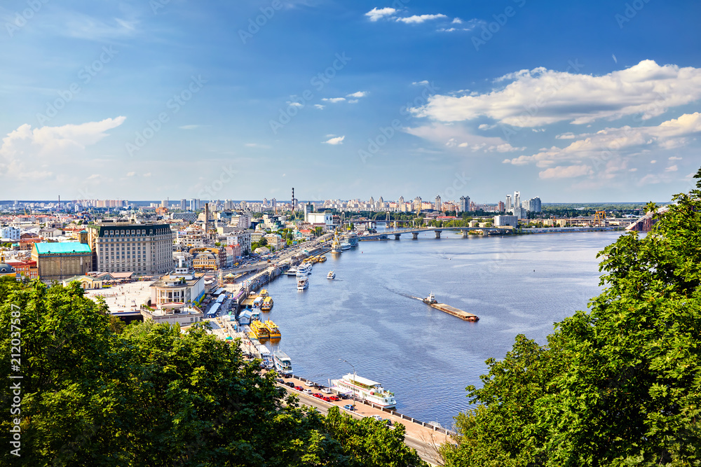 Fototapeta premium Panorama of Kiev