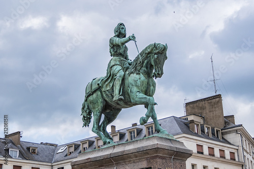Bronze equestrian statue of Jeanne d'Arc (Joan of Arc, 1855) in the centre of Place du Martroi (Martroi square) in Orleans, France.