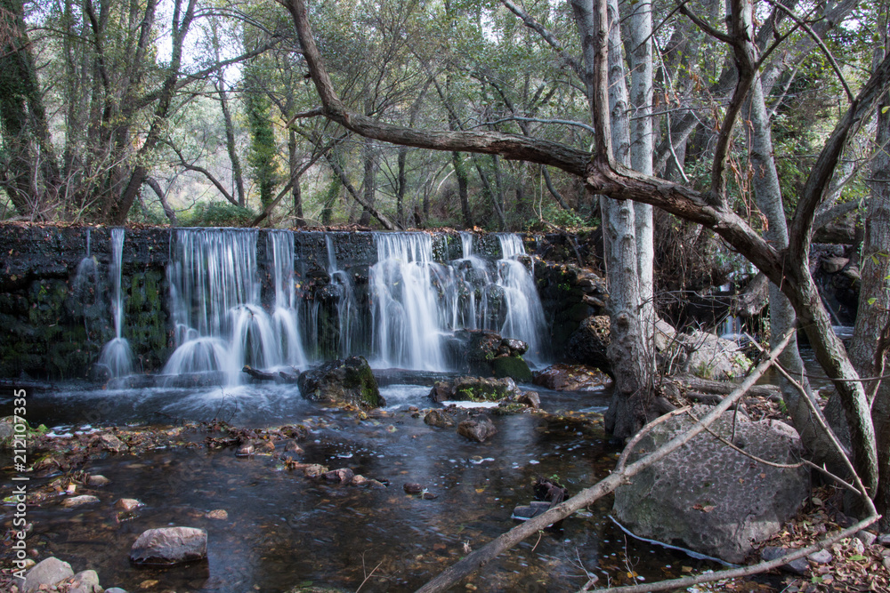 Fototapeta premium Casacadas de Guadalix