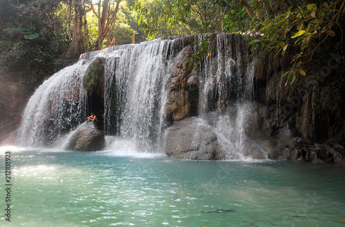 Erawan waterfalls thailande
