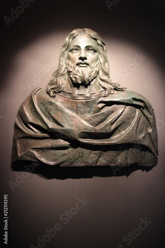 Statue