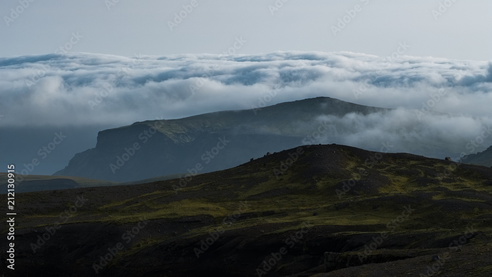 Wolkenlandschaft über Island