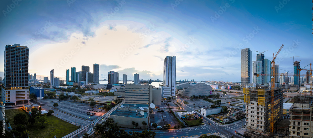 Obraz premium Downtown panoramico
