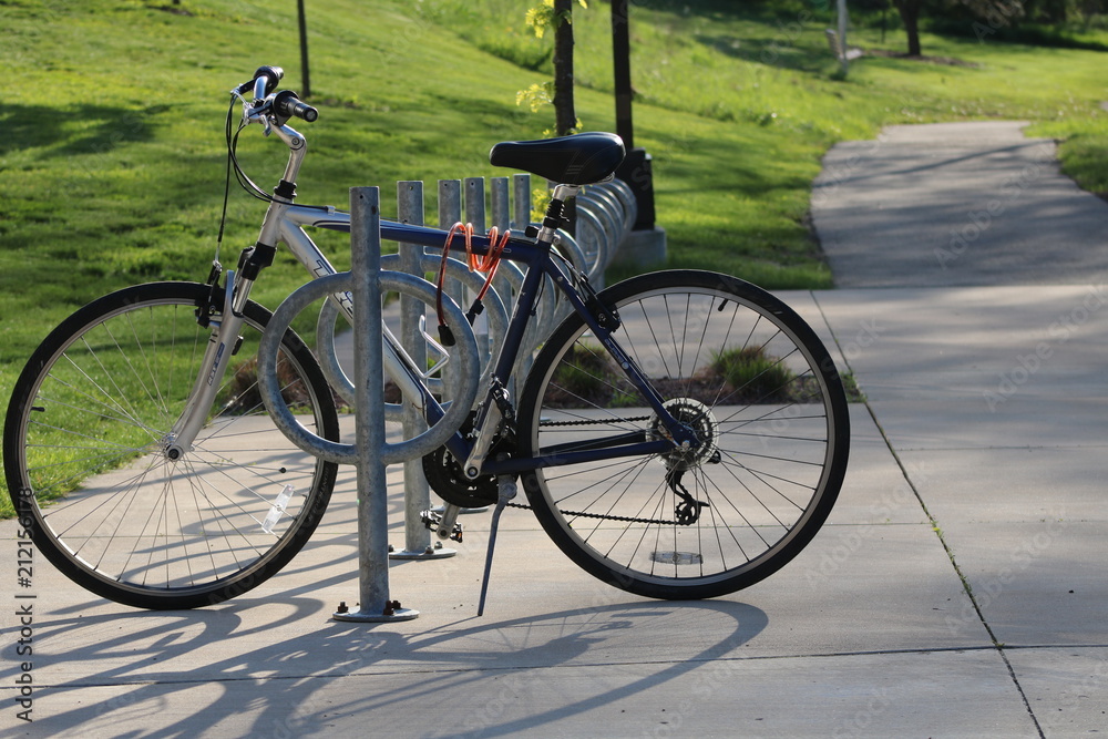 Obraz premium bicycle at school
