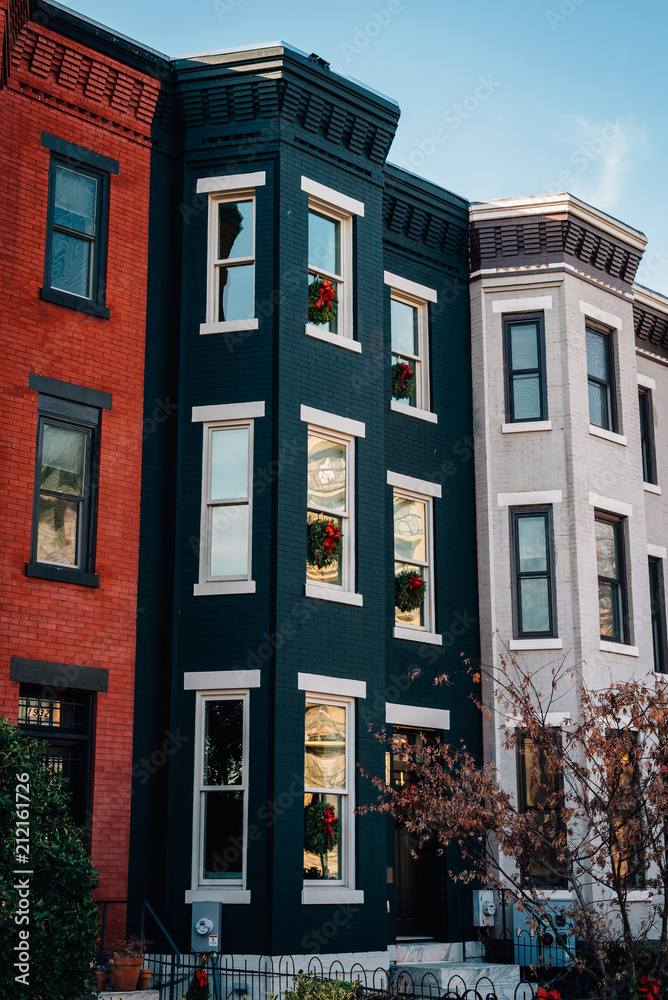 Fototapeta premium Row houses near U Street, in Washington, DC.