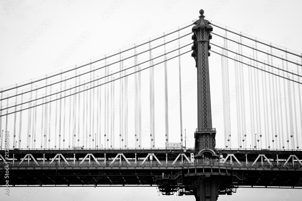 Fototapeta premium The Manhattan Bridge, seen from DUMBO, in Brooklyn, New York City.