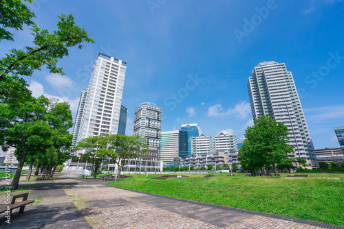 横浜　ポートサイド公園　高層マンション
