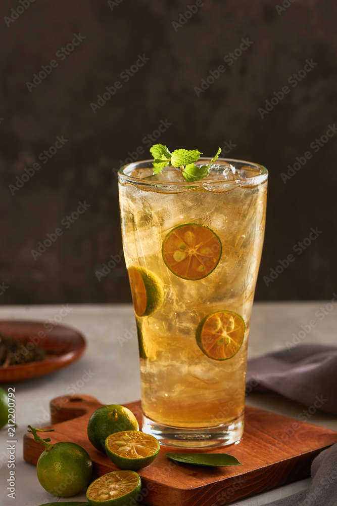 Fototapeta premium Freshing beverage.