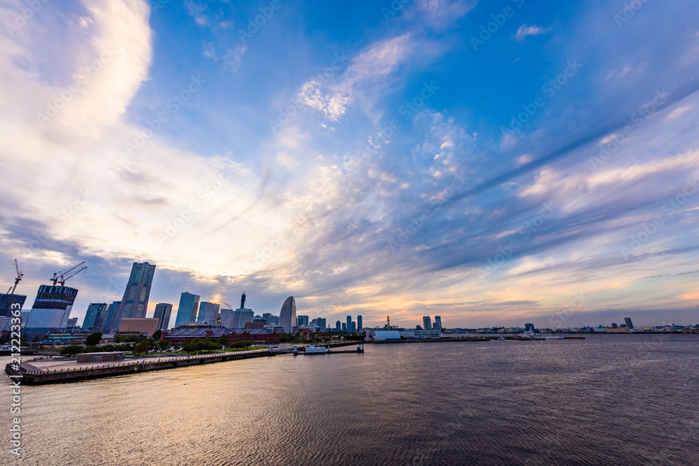 日没直前のみなとみらい Views of the evening in Yokohama 日没直前のみなとみらい Views of the evening in Yokohama