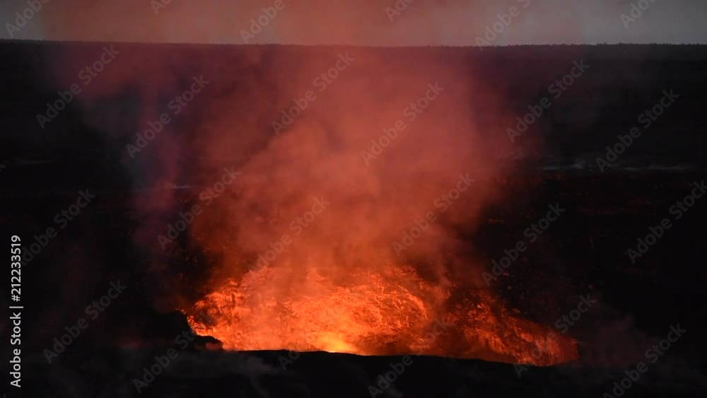 Lava lake at Halemaumau crater, Kilauea Volcano, Hawaii Volcanoes National Park, Island of Hawaii, USA