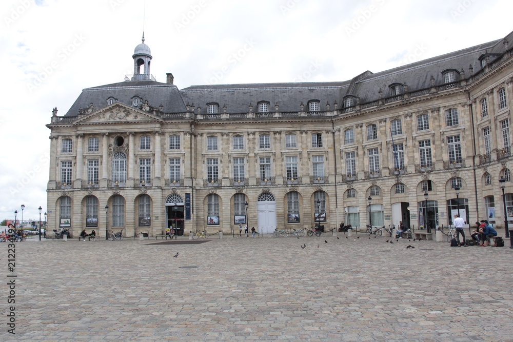 Place de la bourse à Bordeaux