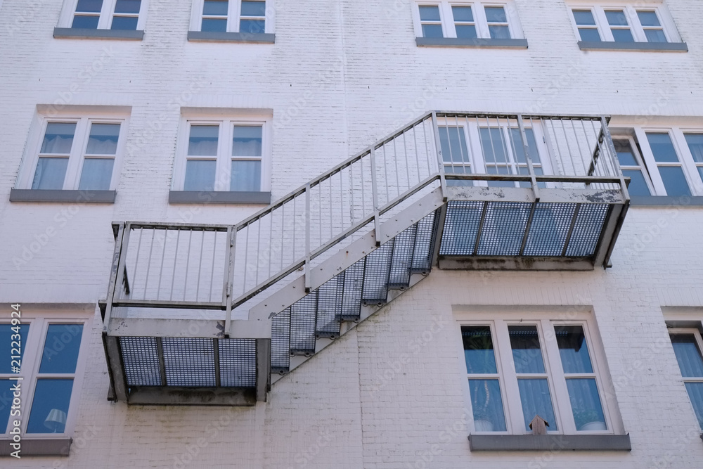 Feuerschutztreppe am Wohnhaus