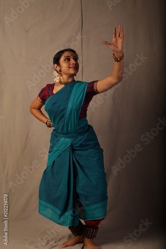 bharatha natyam is the classical dance form of tamil nadu photo