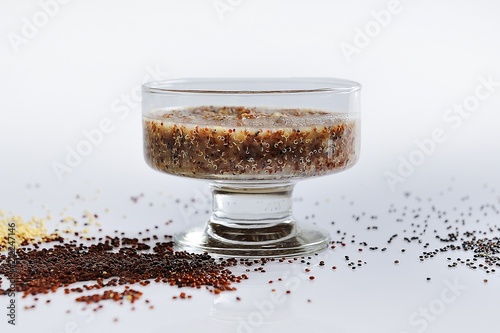 Gluten free dessert with quinoa and honey