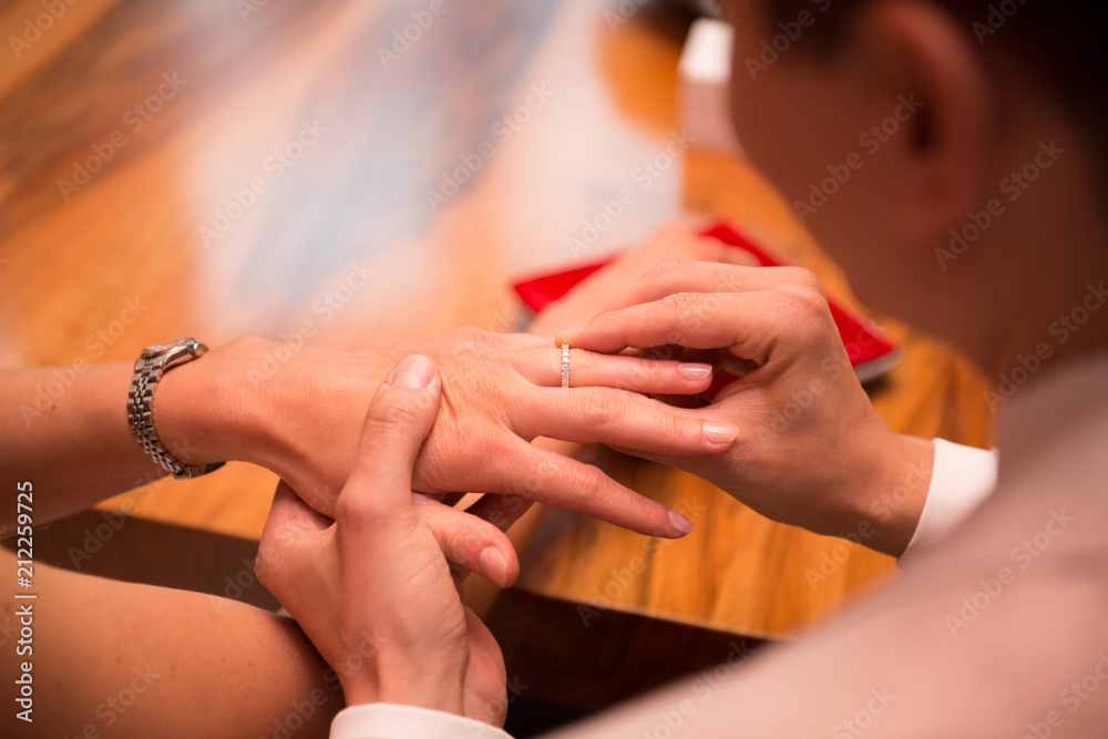 Fototapeta premium wedding ring