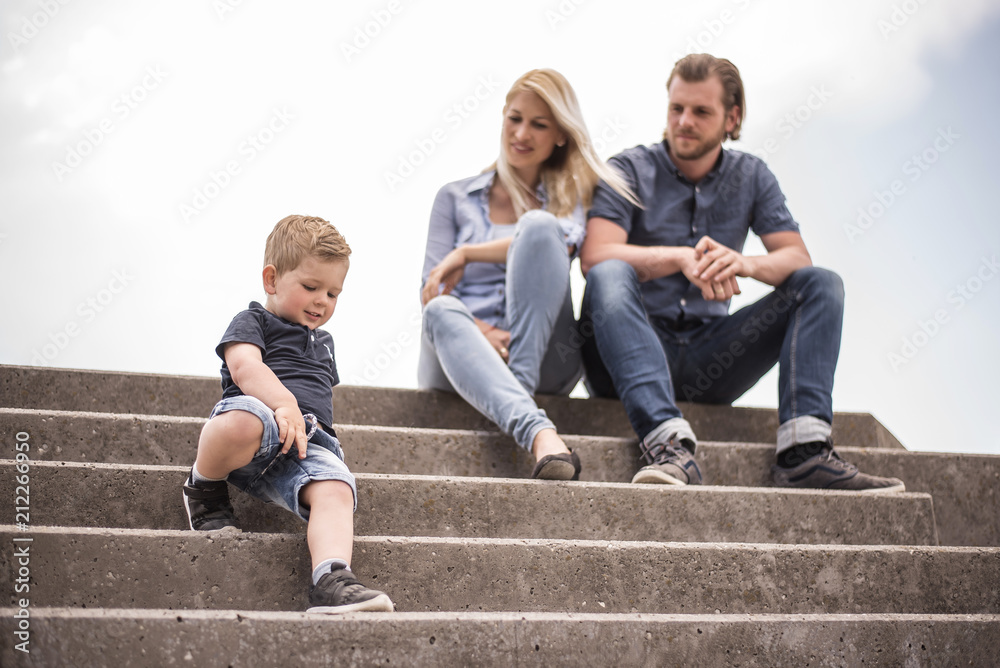 Fototapeta premium Familie hat Spaß miteinander