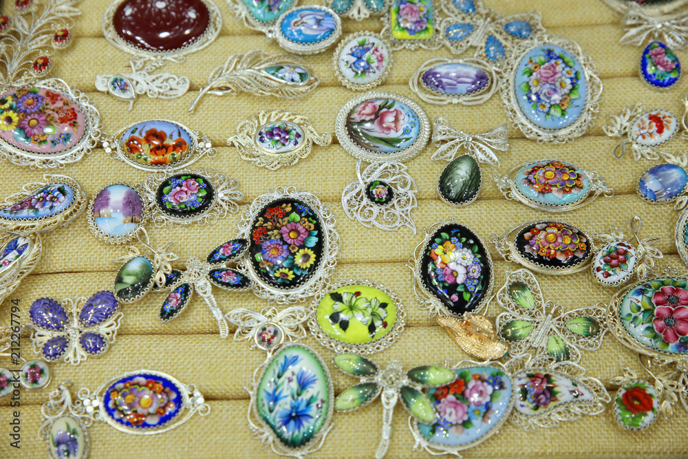 Handcrafted products with stones Handcrafted products with stones