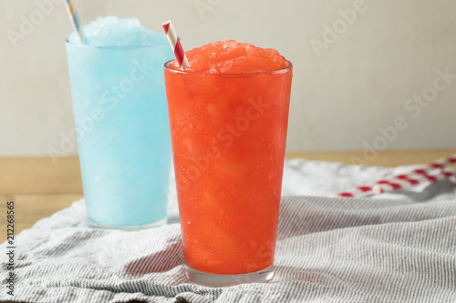 фотографія Frozen Red and Blue Slushies