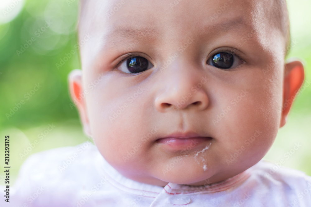 baby Infant not feeling well and vomiting baby Infant not feeling well and vomiting