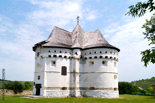 Obraz na płótnie The Pokrova church fortress is a unique architectural structure. w salonie