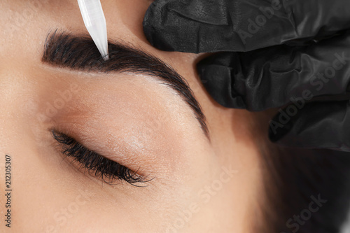 Young woman undergoing proc...
