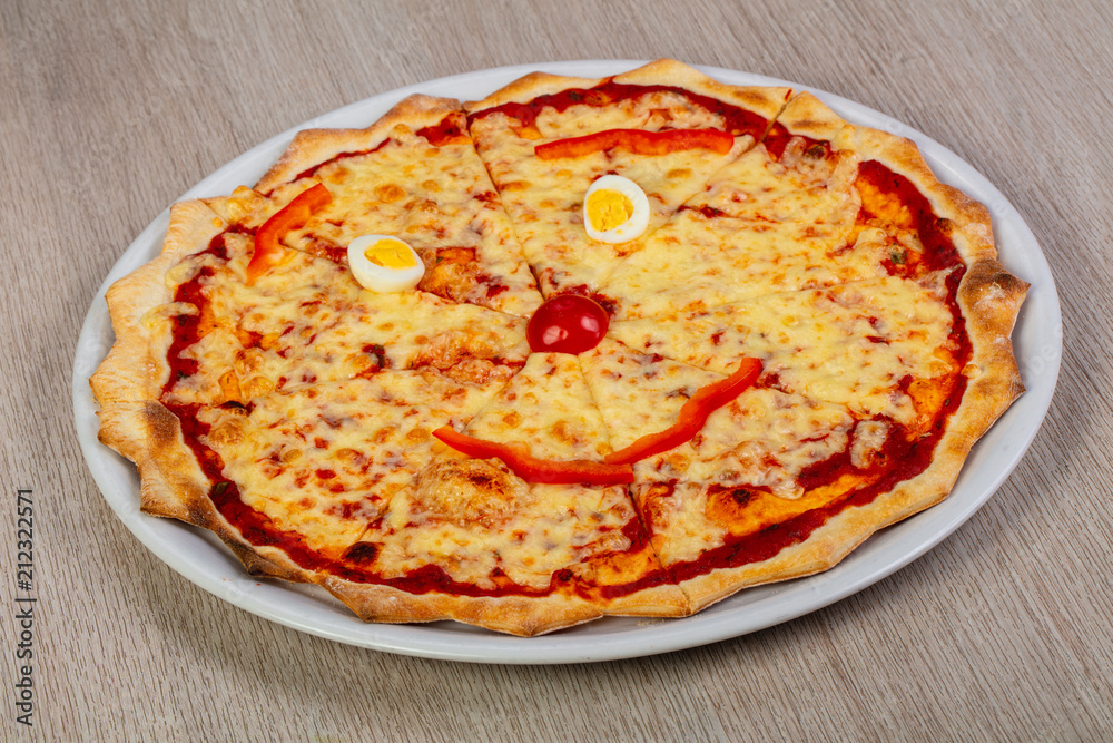 Kids pizza with cheese