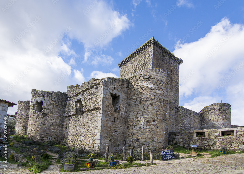 Castillo de Miranda del Castañar en Salamanca