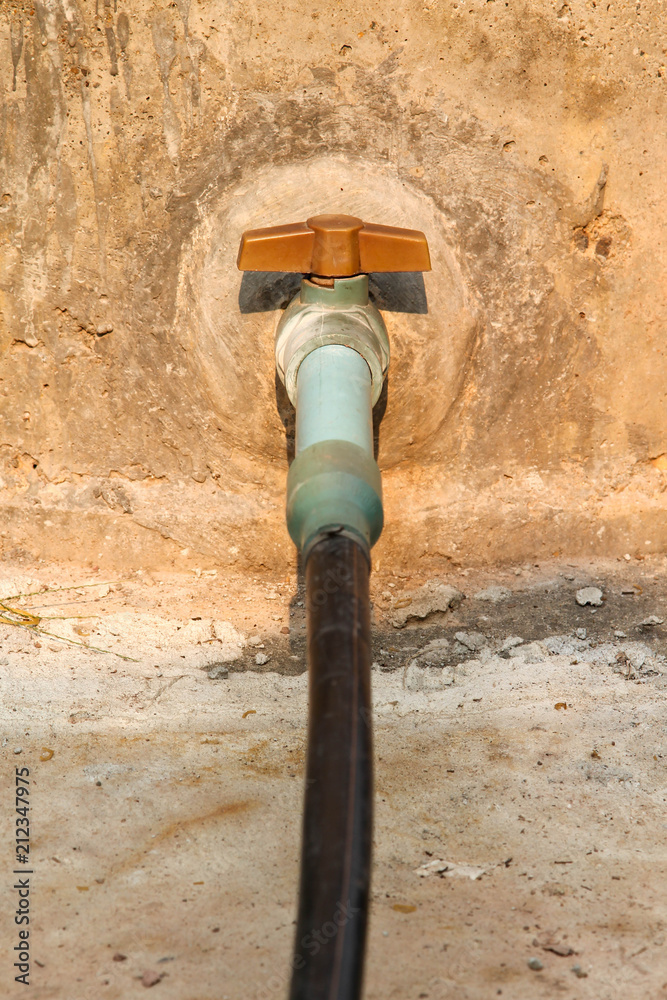 Plastic valve for control the water flow used in agriculture. Plastic valve for control the water flow used in agriculture.