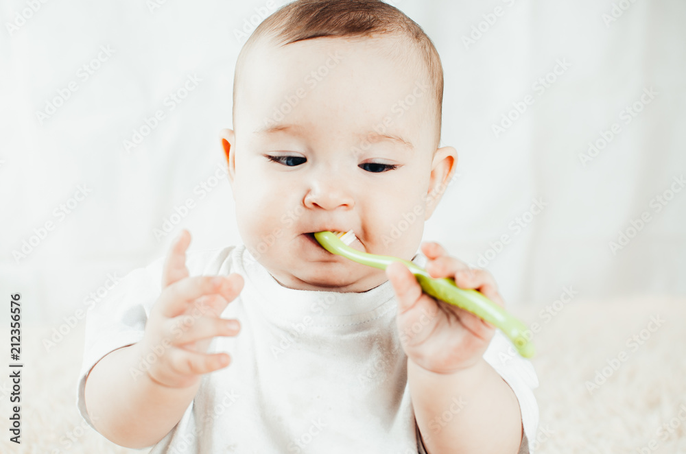 little baby chest with toothbrush little baby chest with toothbrush