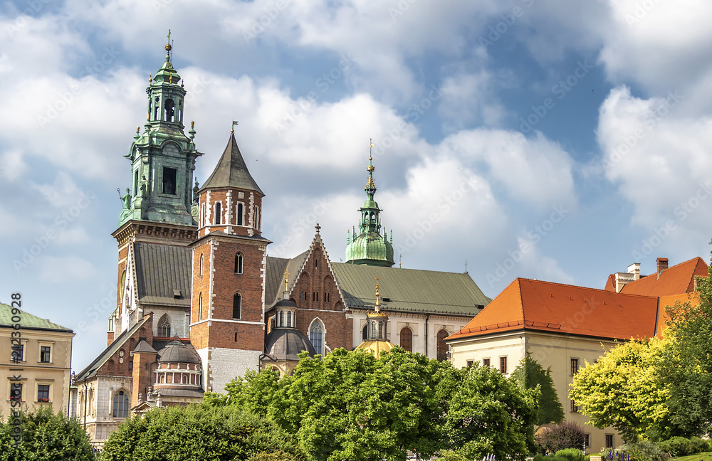 Cathedral of St. Stanislaw and St. Vaclav and royal castle on the Wawel Hill, Krakow, Poland.