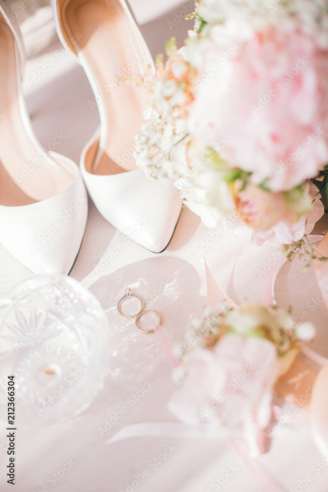 Beautiful bridal accessories for brides during fees. Dressing table.