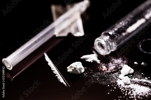 Canvastavla Recreational Cocaine Use and Abuse