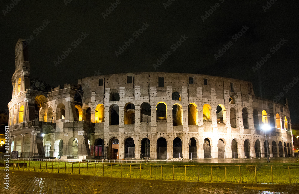 Coliseo, Italia