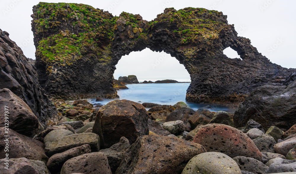 Arch of Rocks