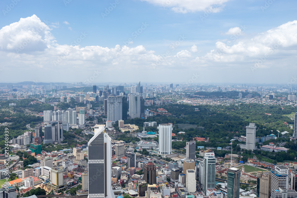 Fototapeta premium Widok na miasto Kuala Lumpur z pokładu KL Tower