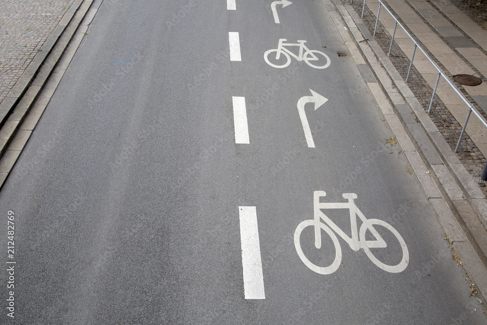 Fototapeta premium Cycle Path in Copenhagen