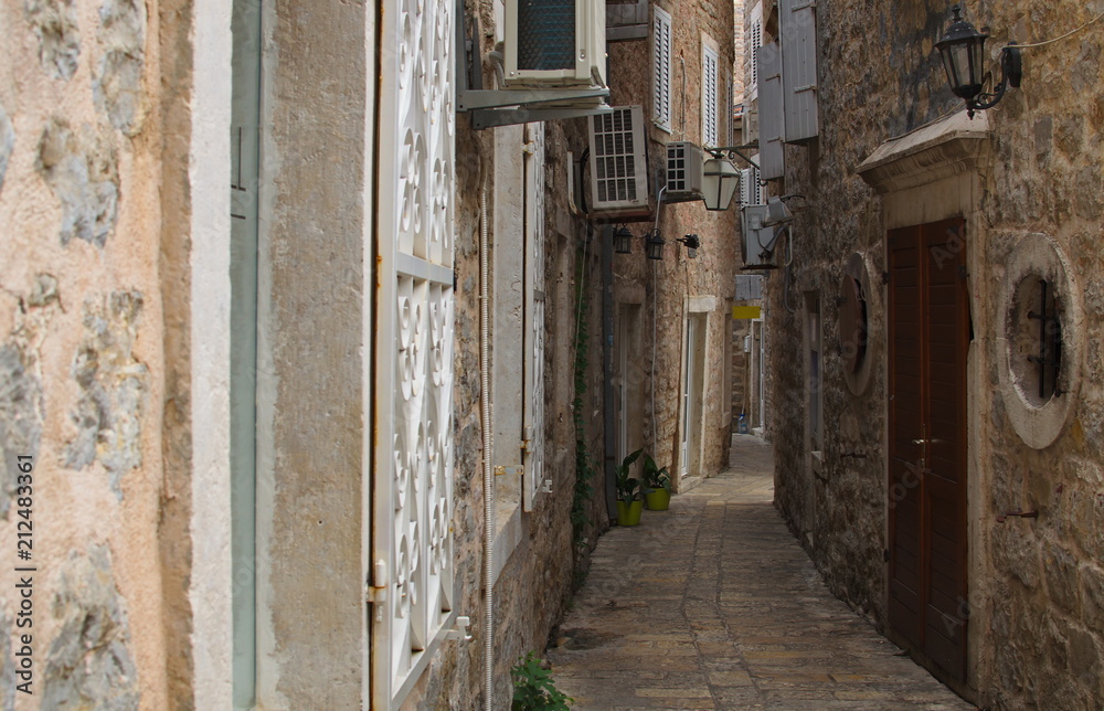  Narrow streets of coastal cities of Montenegro