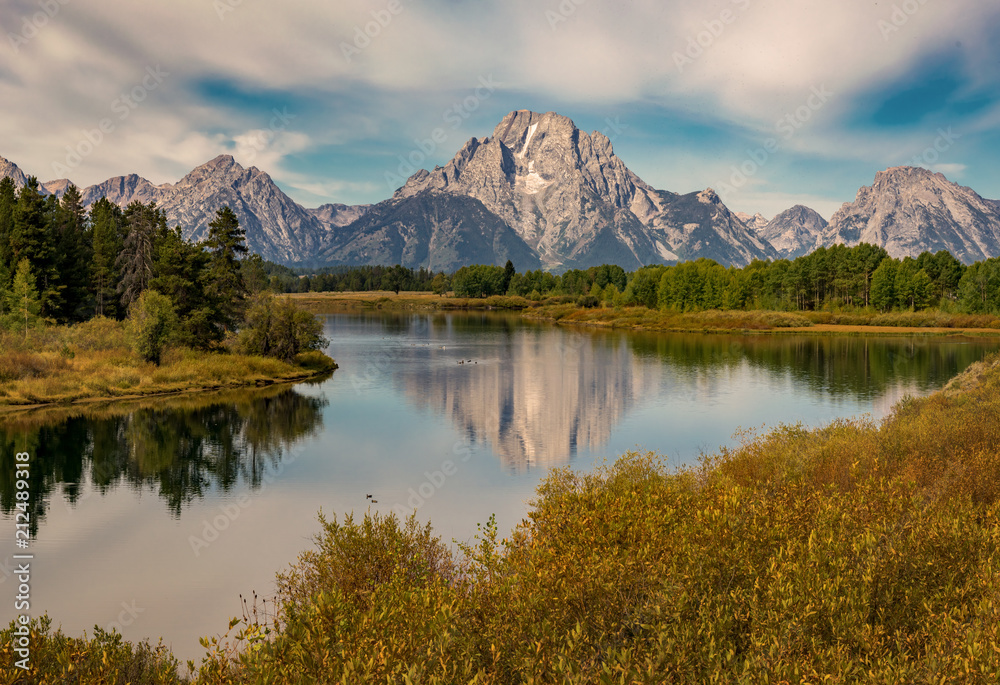 Oxbow Bend with Grant Teton Mountain Range in background