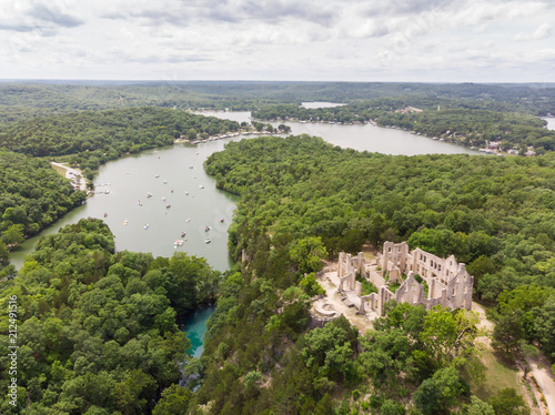 Foto Lake of the Ozarks Castle Ruins