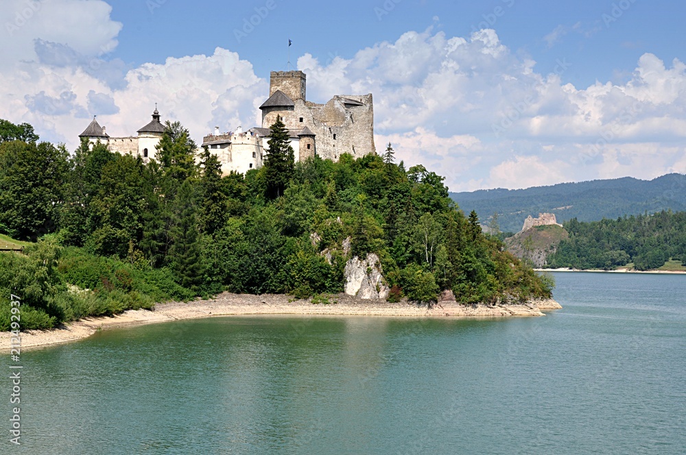 Naklejka premium old castle, Niedzica, Poland, Europe